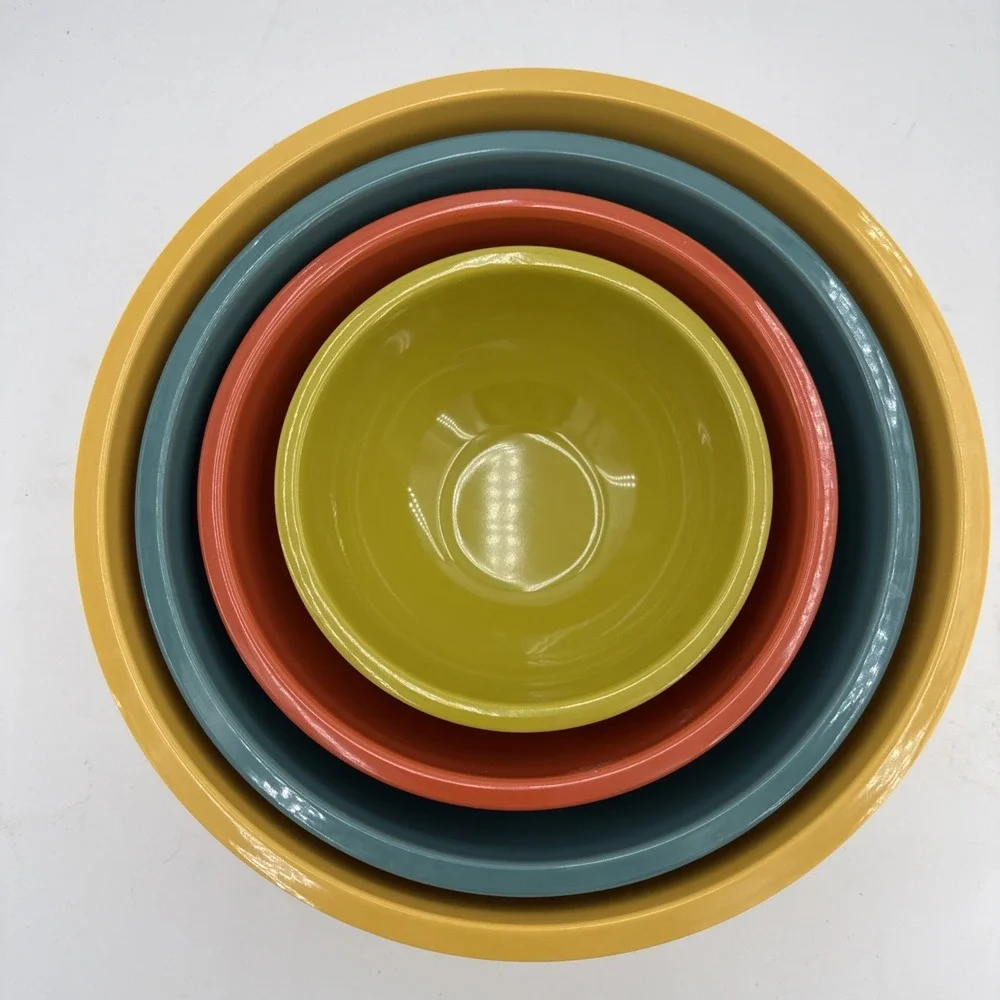 Camp Casual Melamine Nesting Picnic Camping Bowl Set of 4 W/ Lids